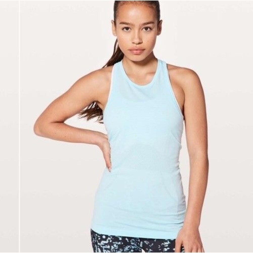 Lululemon Size 4 Swiftly T Back Tank Top Light Blue